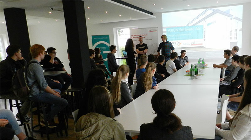 CHECK IN Aachen: Schüler besuchen die GRÜN Software AG