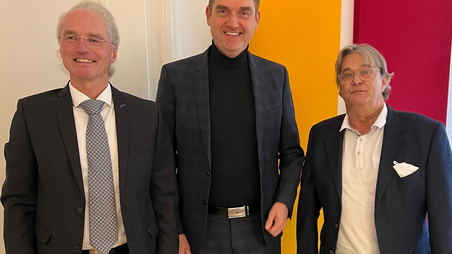 GRÜN Software Group übernimmt GQM Gruppe