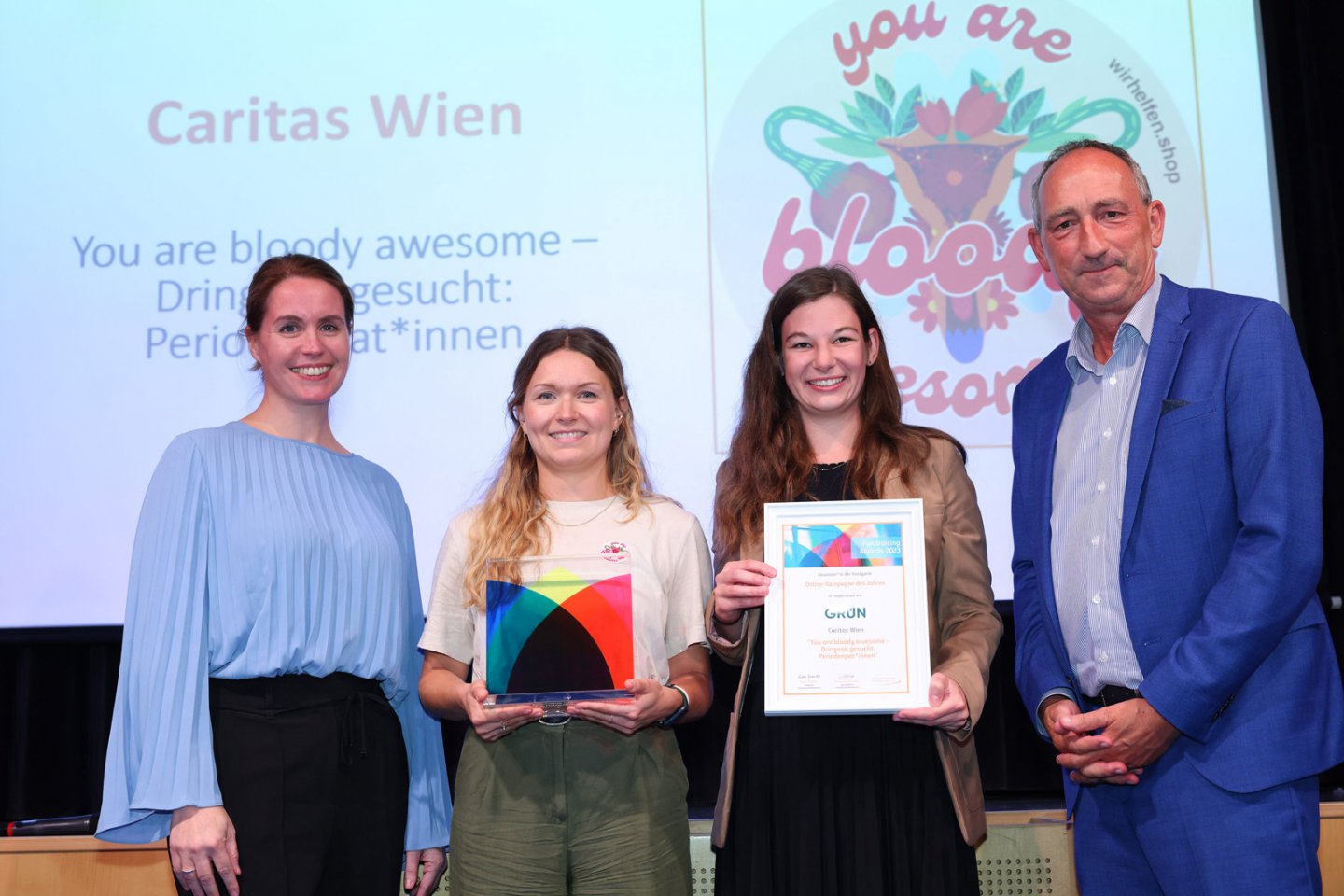 Der GRÜN Fundraising Award für die erfolgreichste und kreativste Online-Kampagne des Jahres ging an die Caritas Wien mit der Kampagne „You are bloody awesome – Dringend gesucht: Periodenpat*innen“ zum Weltfrauentag 2023